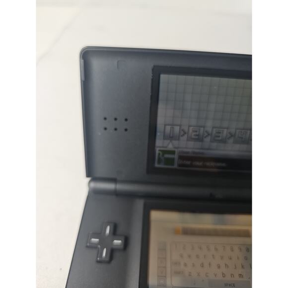 Nintendo DS Lite Handheld Black w/ Multi Device USB Charging Cable, Game, Stylus - Picture 7 of 16